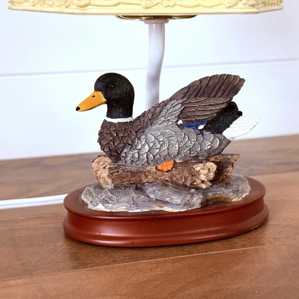 Small Duck Figure Lamp Picture Shade Works *Needs Bulb Clip* Rustic Cottagecore